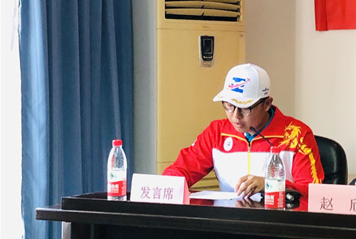 学生代表发言_副本.jpg 学生代表发言_副本.jpg