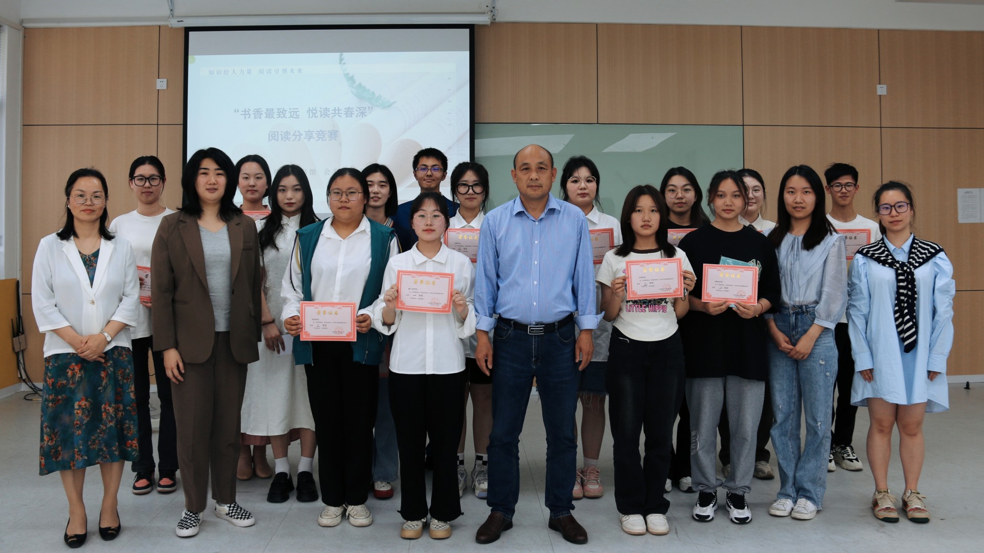 封面.jpg 封面.jpg