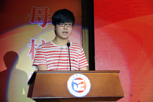 7毕业生代表钱浩同学回顾自己正德三年奋斗和收获.jpg