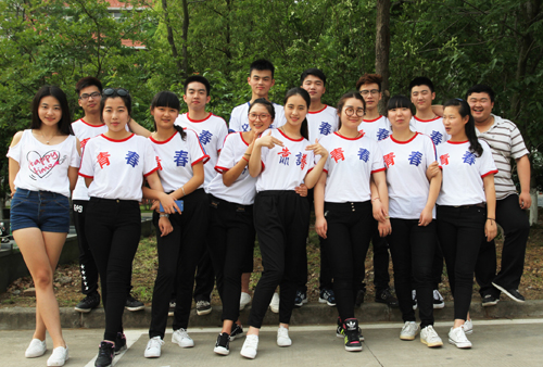 探花porn
参赛队伍青春洋溢.jpg